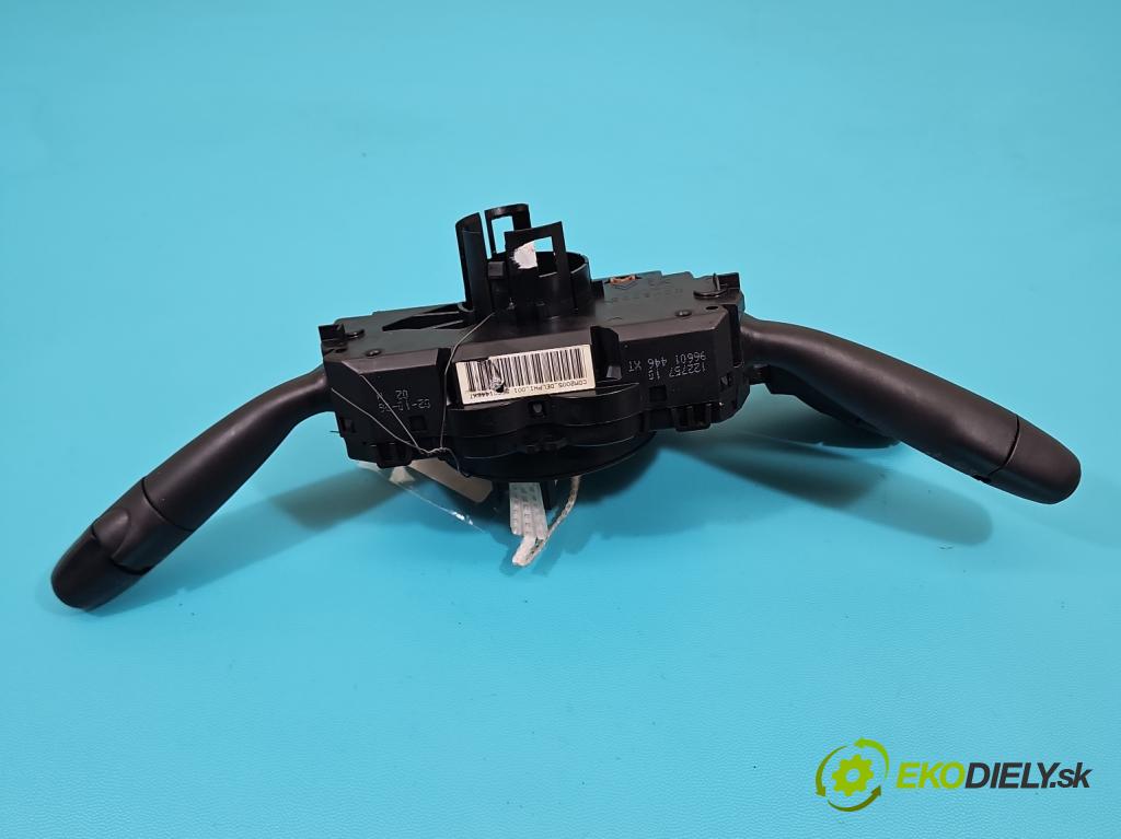 Citroen C3 I 2002-2009 1.4 hdi 68 HP manual 50 kW 1398 cm3 5- prepínač komplex: 96601446XT (Prepínacie páčky pod volantom)
