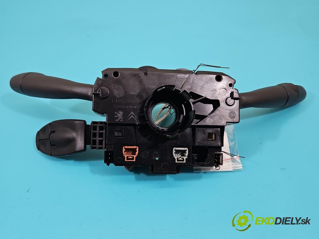 Citroen C3 I 2002-2009 1.4 hdi 68 HP manual 50 kW 1398 cm3 5- prepínač komplex: 96601446XT (Prepínacie páčky pod volantom)