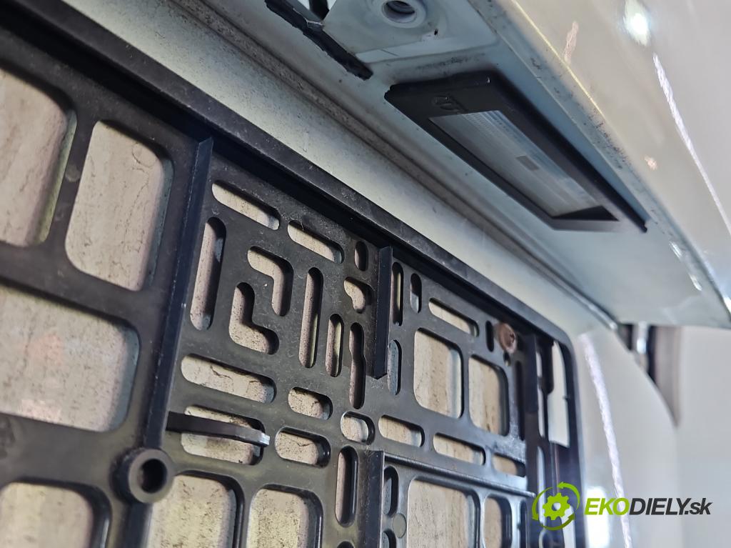 Fiat Tipo II 2015- 1.0 T (46349385) 100 hp manual 73,3 kW 999 cm3 5- zadní kufrové dveře  (Zadní kapota (kufr))