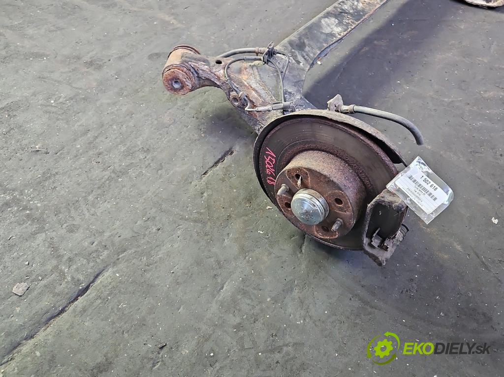 Fiat Stilo 1.9 jtd 116 hp manual 85 kW 1910 cm3 3- zadní výztuha  (Zadní výztuha)