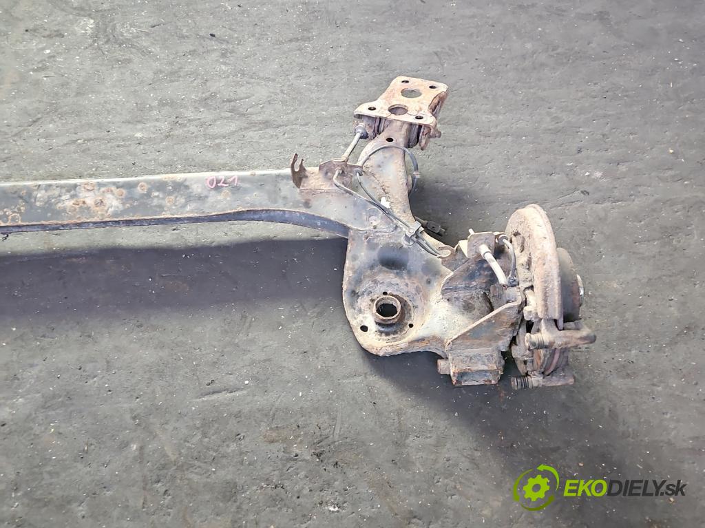 Fiat Stilo 1.9 jtd 116 hp manual 85 kW 1910 cm3 3- zadní výztuha  (Zadní výztuha)