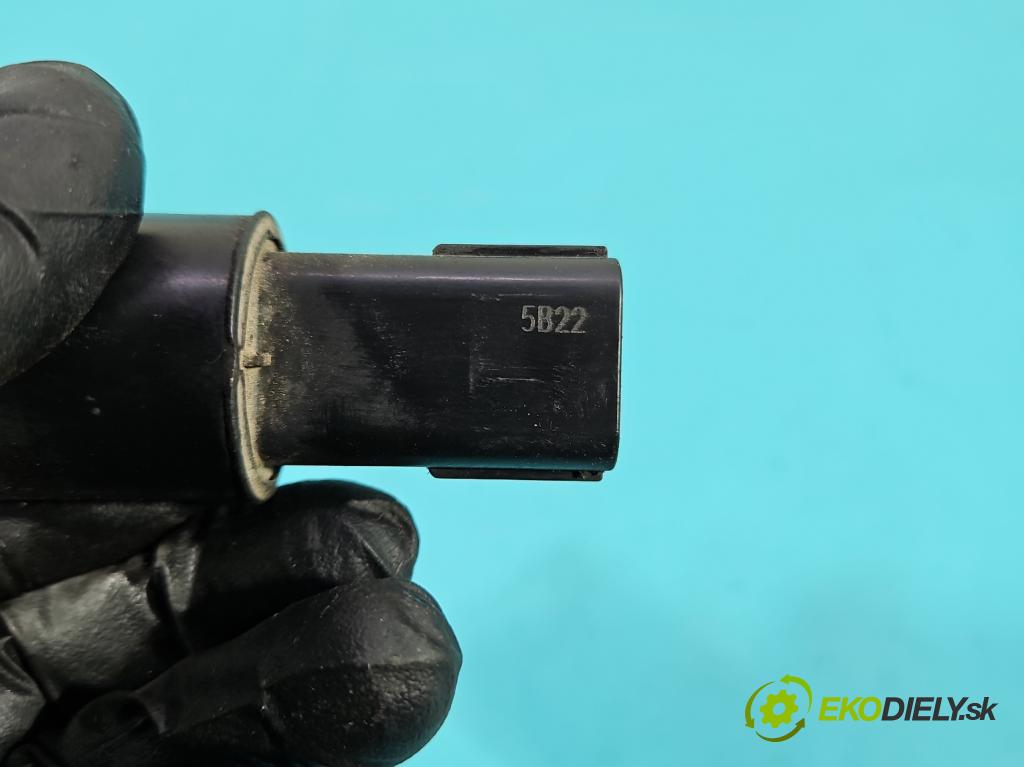 Honda Fr-v 1.7 16V 125 HP manual 92 kW 1668 cm3 5- snímač rýchlosti: (Snímač)