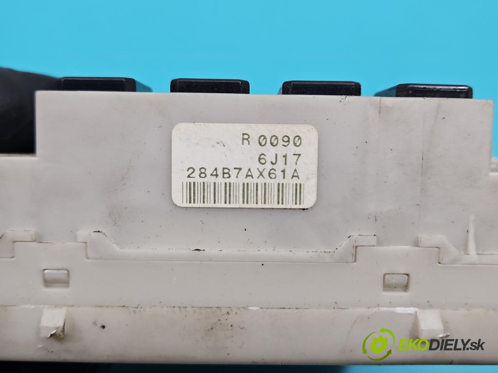 Nissan Note I 2006-2012 1.6 16V 110 hp manual 81 kW 1598 cm3 5- skříňka pojistková 284B7AX61A (Pojistková skříňka)