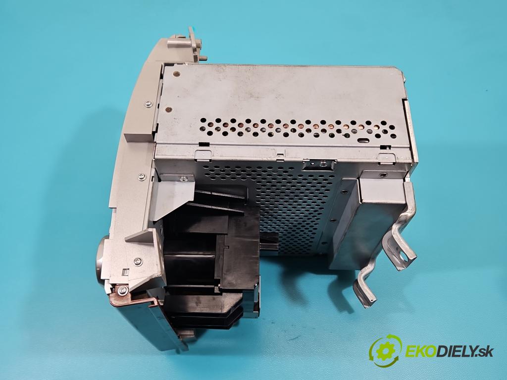 Honda Legend IV 2004-2012 3.5 V6 295HP automatic 217 kW 3471 cm3 4- Radio originál 39100-SJA-G01