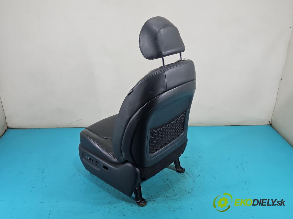 Toyota Rav4 III 2005-2012 2.2 D-CAT 177 HP manual 130 kW 2231 cm3 5- Sedačka ľavý  (Sedadlo)