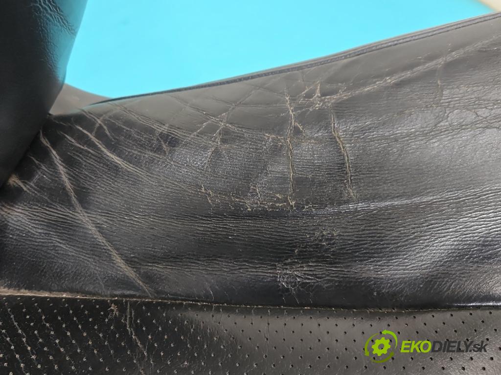 Toyota Rav4 III 2005-2012 2.2 D-CAT 177 HP manual 130 kW 2231 cm3 5- Sedačka ľavý  (Sedadlo)