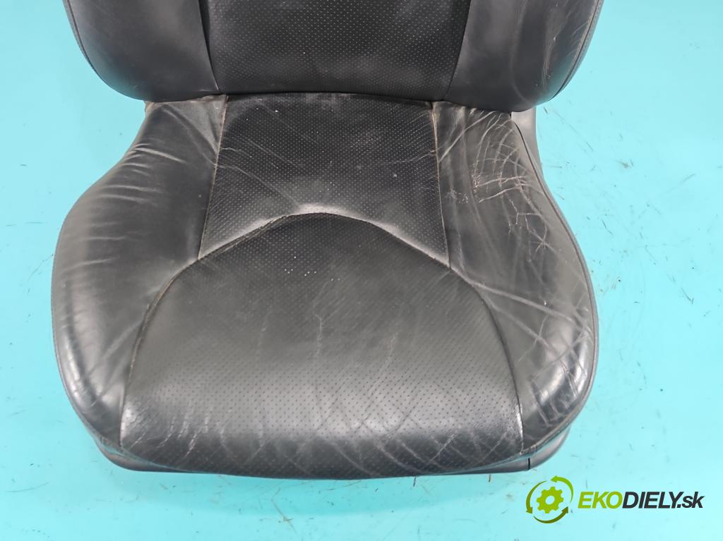 Toyota Rav4 III 2005-2012 2.2 D-CAT 177 HP manual 130 kW 2231 cm3 5- Sedačka ľavý  (Sedadlo)