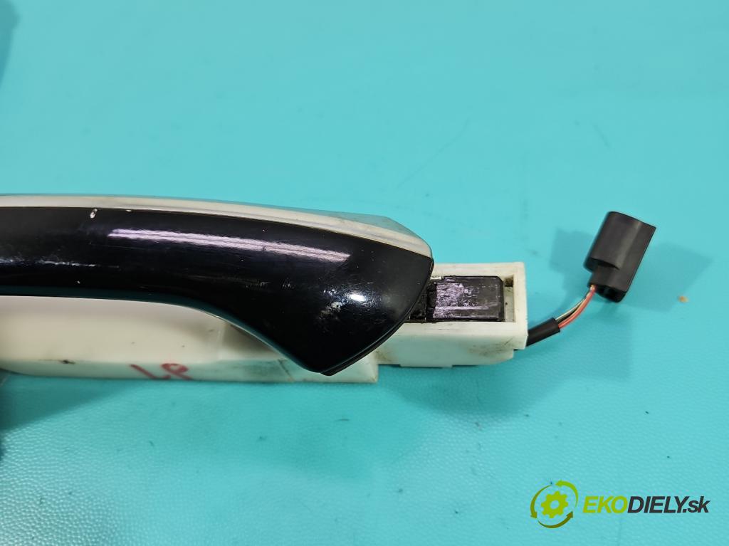 Honda Legend IV 2004-2012 3.5 V6 295HP automatic 217 kW 3471 cm3 4- rukoväť predné ľavé mimo:  (Kľučka dverí vonkajšia predná ľavá)