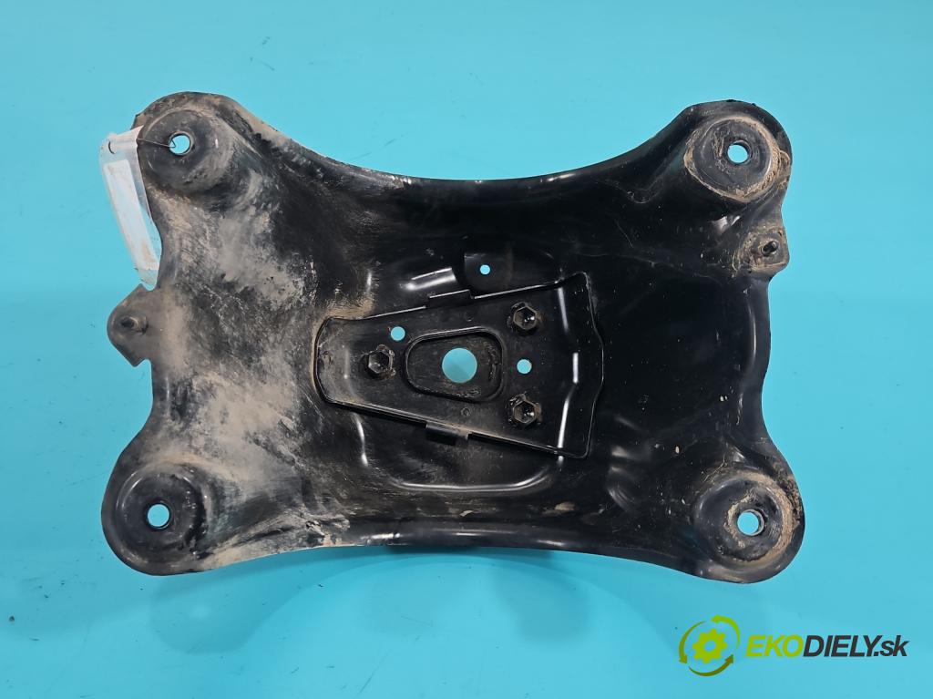 Toyota Rav4 III 2005-2012 2.2 D-CAT 177 HP manual 130 kW 2231 cm3 5- Upevnenie: kolesa ozubeného