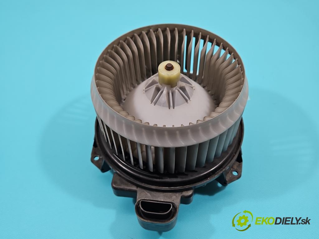 Toyota Rav4 III 2005-2012 2.2 D-CAT 177 hp manual 130 kW 2231 cm3 5- ventilátor vzduchu 272700-8044