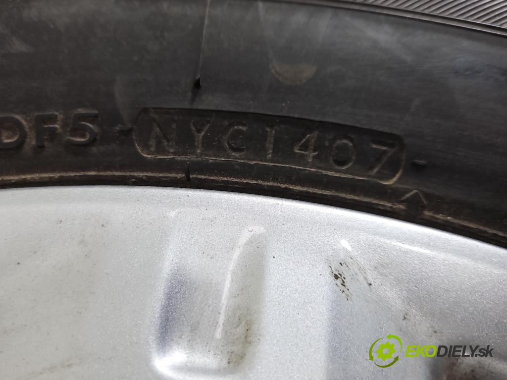 Toyota Rav4 III 2005-2012 2.2 D-CAT 177 hp manual 130 kW 2231 cm3 5- kolo náhradní 17"