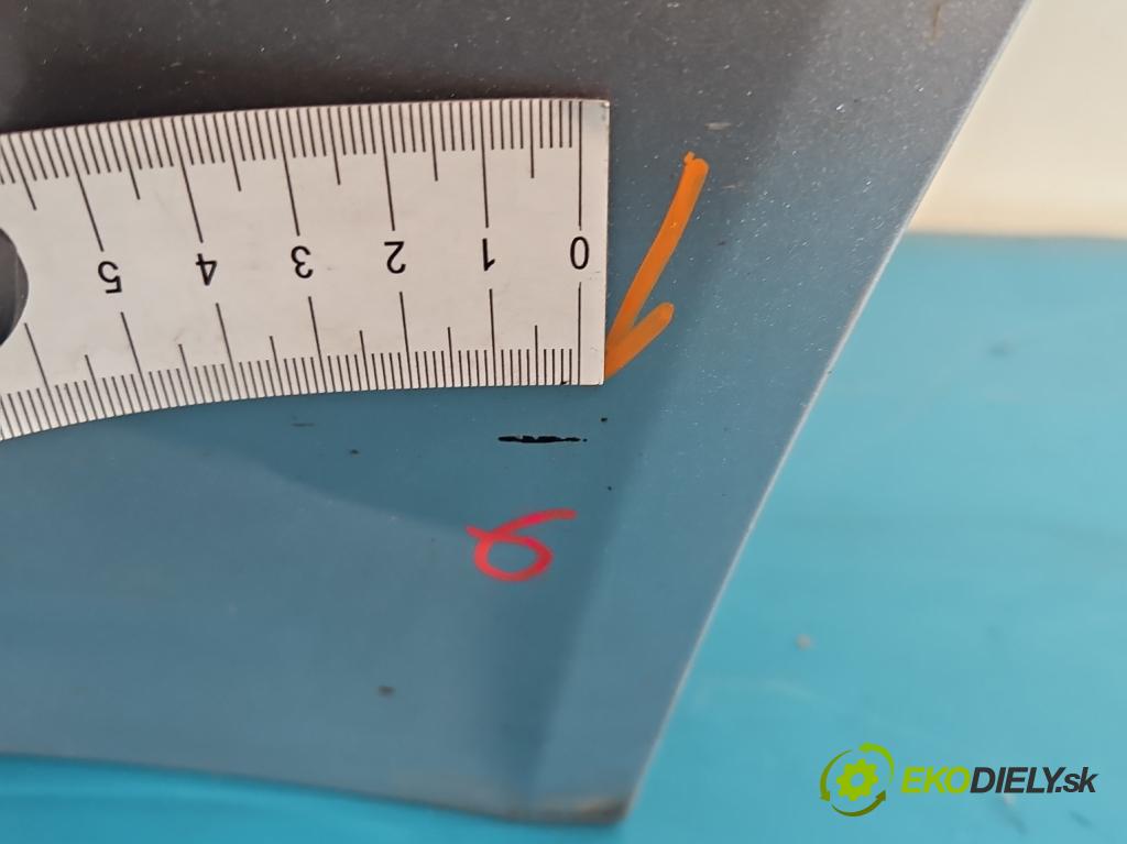 Mitsubishi Outlander I 2003-2006 2.0 16V 136hp manual 100 kW 1997 cm3 5- dveře zadní levé  (Klika dveří ostatní)