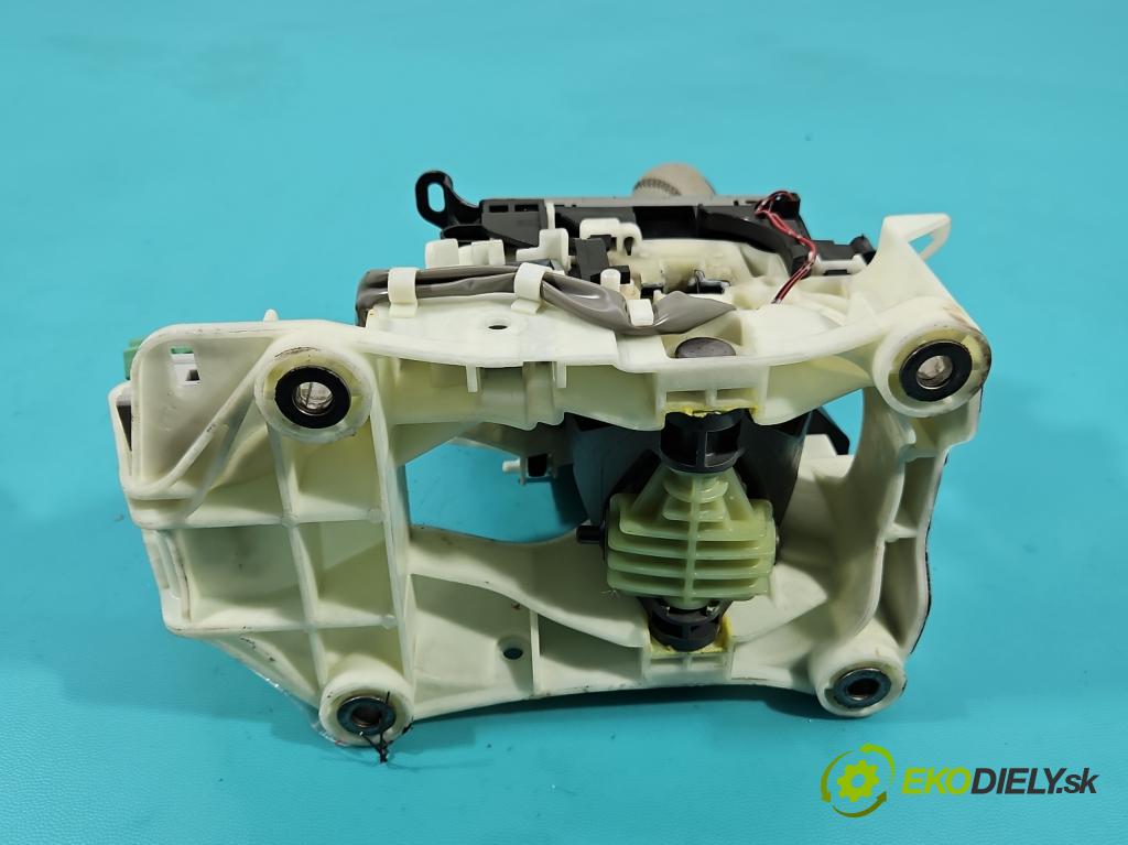 Honda Legend IV 2004-2012 3.5 V6 295HP automatic 217 kW 3471 cm3 4- Páka: Změny: stupeň,rýchlosť SJA-G810 (Rýchlostná páka (kulisa))