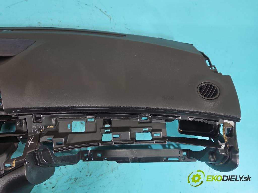 Honda Legend IV 2004-2012 3.5 V6 295HP automatic 217 kW 3471 cm3 4- kokpit,pristrojová doska rozdeľovacia