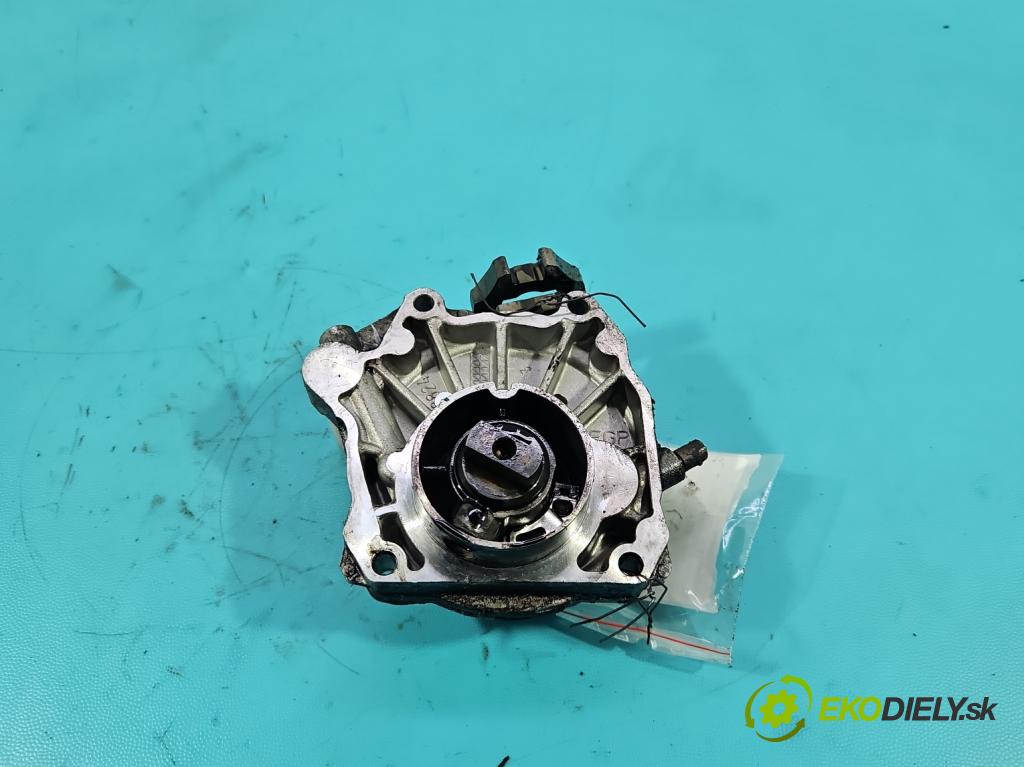 Opel Zafira B 2005-2014 1.9 cdti 150 hp manual 110 kW 1910 cm3 5- čerpadlo vákuum
