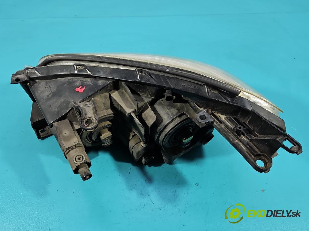 Toyota Rav4 III 2005-2012 2.2 D-CAT 177 HP manual 130 kW 2231 cm3 5- Reflektor: pravý 42-36 (Svetlo predné pravé)