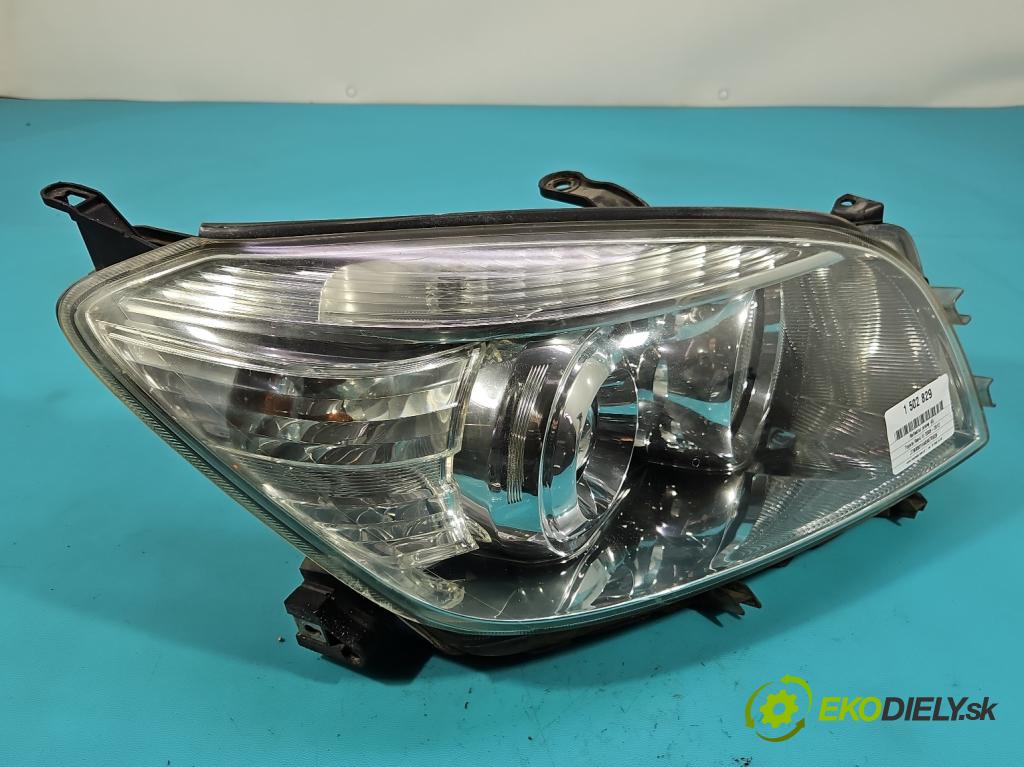 Toyota Rav4 III 2005-2012 2.2 D-CAT 177 HP manual 130 kW 2231 cm3 5- Reflektor: pravý 42-36 (Svetlo predné pravé)