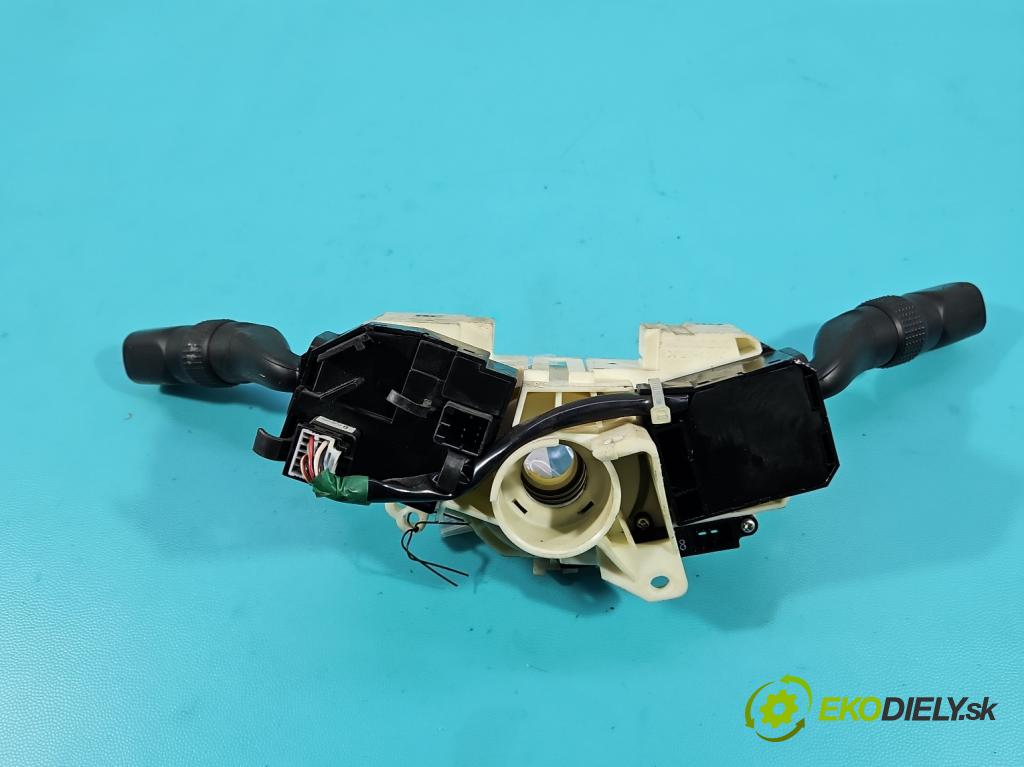 Honda Legend IV 2004-2012 3.5 V6 295HP automatic 217 kW 3471 cm3 4- prepínač komplex: M226702 (Prepínacie páčky pod volantom)