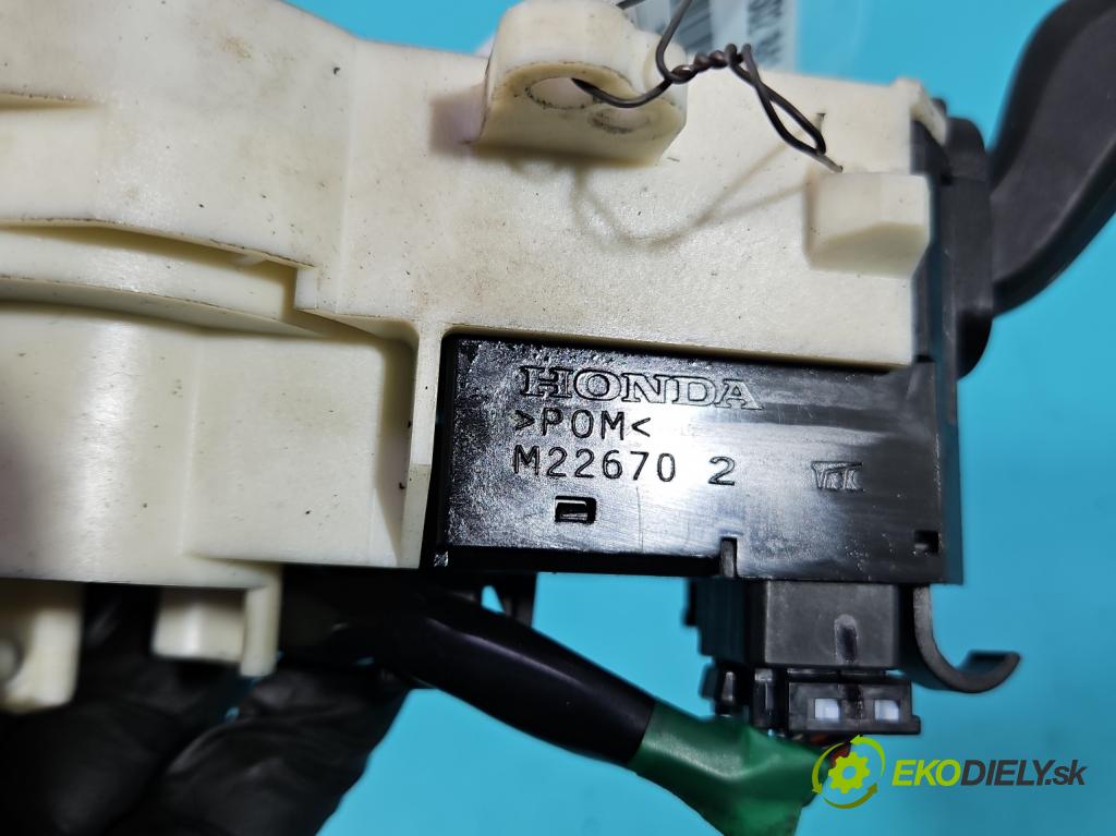 Honda Legend IV 2004-2012 3.5 V6 295HP automatic 217 kW 3471 cm3 4- prepínač komplex: M226702 (Prepínacie páčky pod volantom)