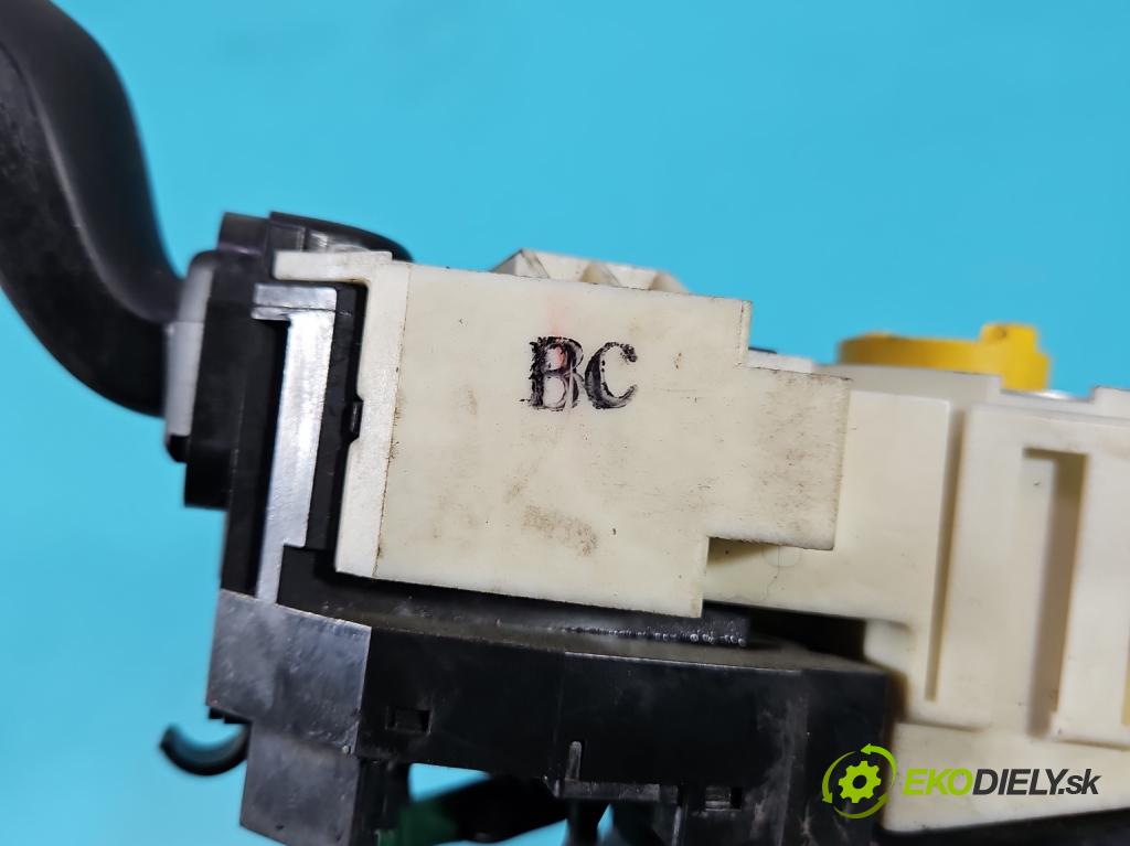 Honda Legend IV 2004-2012 3.5 V6 295HP automatic 217 kW 3471 cm3 4- prepínač komplex: M226702 (Prepínacie páčky pod volantom)