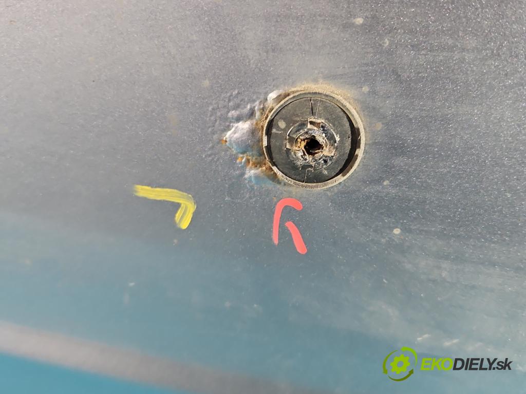 Opel Zafira B 2005-2014 1.9 cdti 150 hp manual 110 kW 1910 cm3 5- zadní kufrové dveře  (Zadní kapota (kufr))