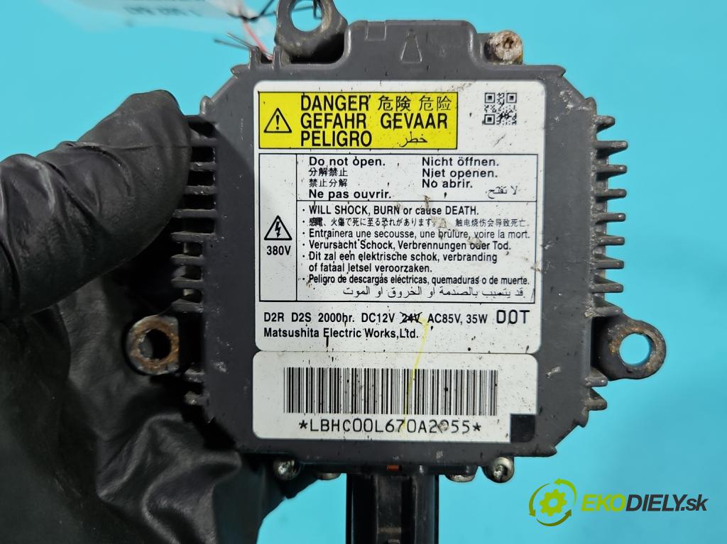 Honda Legend IV 2004-2012 3.5 V6 295HP automatic 217 kW 3471 cm3 4- střídač: xenon  (Riadiaca jednotka xenónu)