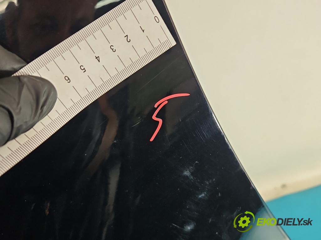 Honda Legend IV 2004-2012 3.5 V6 295KM automatic 217 kW 3471 cm3 4- blatnik přední levý  (Levý přední blatník)