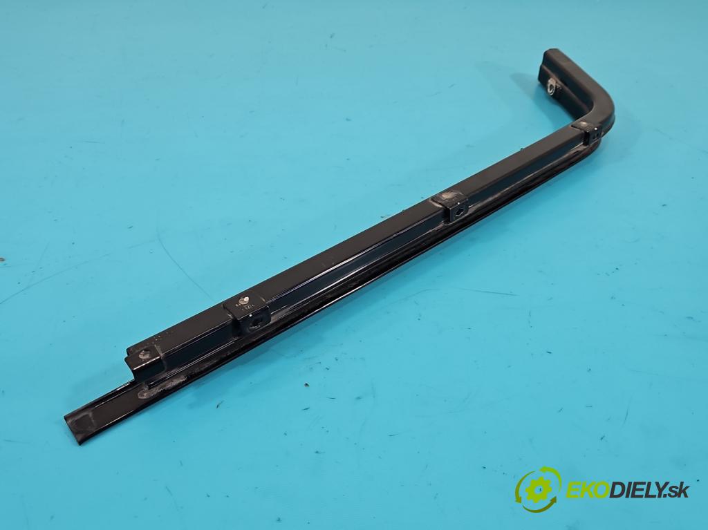 Fiat Doblo II 2010- 1.4 120 HP manual 88 kW 1368 cm3 5- Rolka dvere 51842450