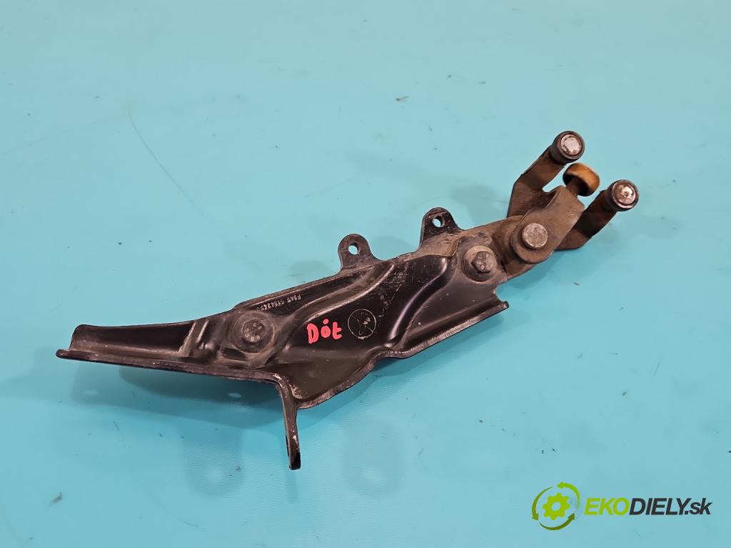 Fiat Doblo II 2010- 1.4 120 HP manual 88 kW 1368 cm3 5- Rolka dvere 51842450