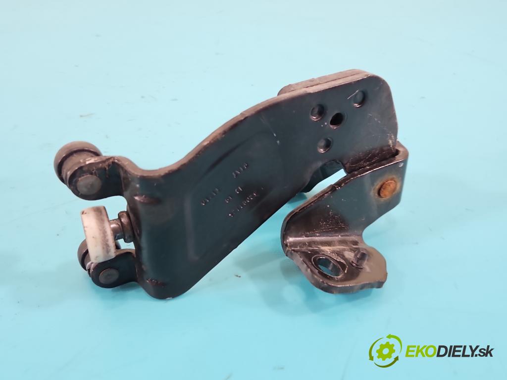 Fiat Doblo II 2010- 1.4 120 HP manual 88 kW 1368 cm3 5- Rolka dvere 51842450
