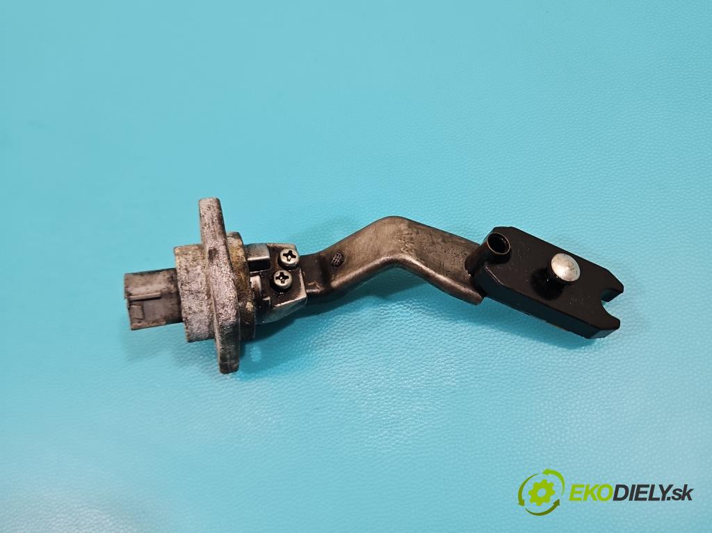 Toyota Avensis III T27 2009-2018 2.0 D4D 126 HP manual 93 kW 1998 cm3 5- snímač úroveň: oleja:  (Snímač)