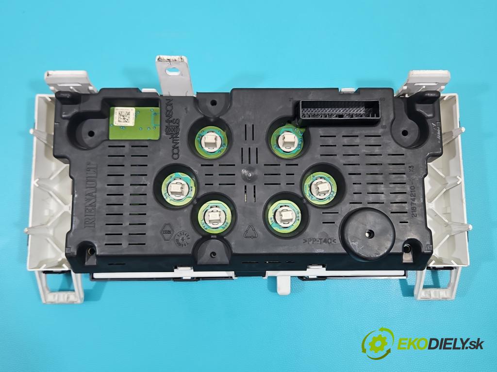 Renault Modus 1.5 dci 86 HP manual 63 kW 1461 cm3 5- prístrojovka/ budíky P8200668078 (Prístrojová doska)