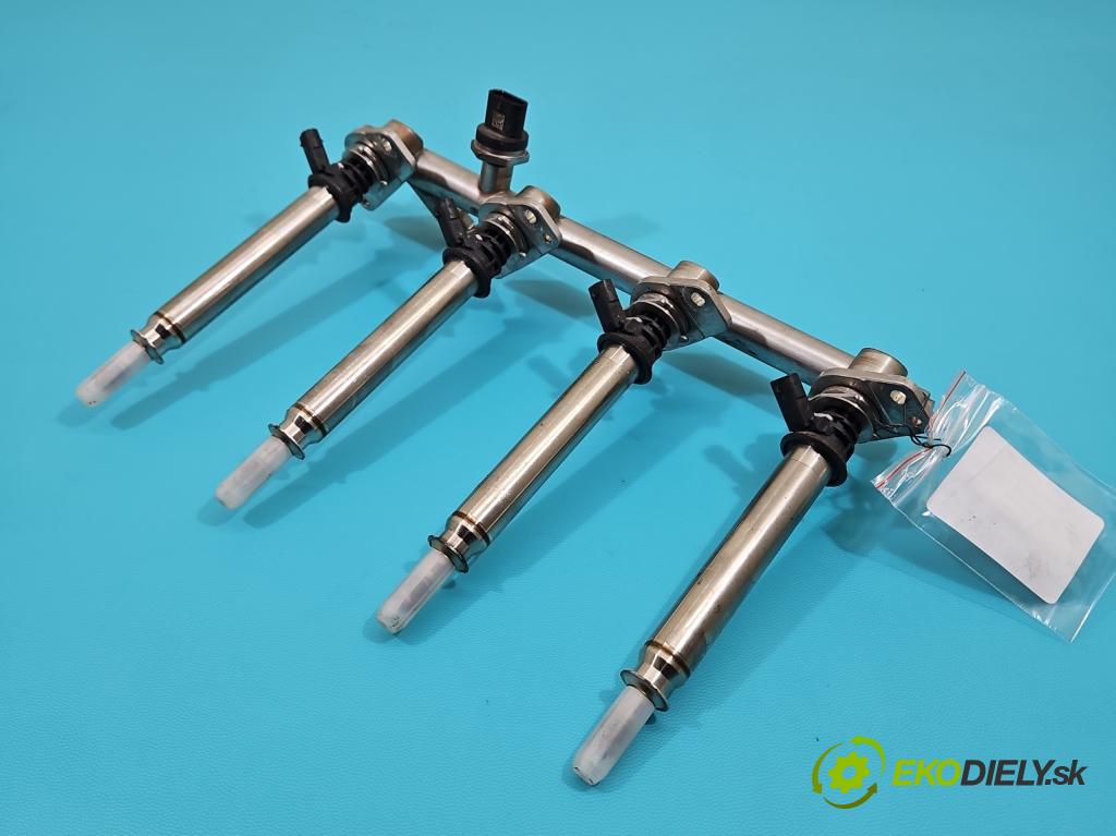 Infiniti Q50 I 2013-2024 2.0 T 211KM automatic 155 kW 1991 cm3 4- vstrek A2560700187 (Vstrekovač paliva)