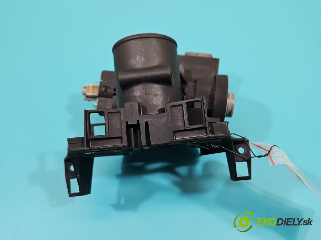 Opel Astra II 1998-2009 2.0 dtl 82 HP manual 60 kW 1995 cm3 5- Spínačka 09131781 (Spínacia skrinka)