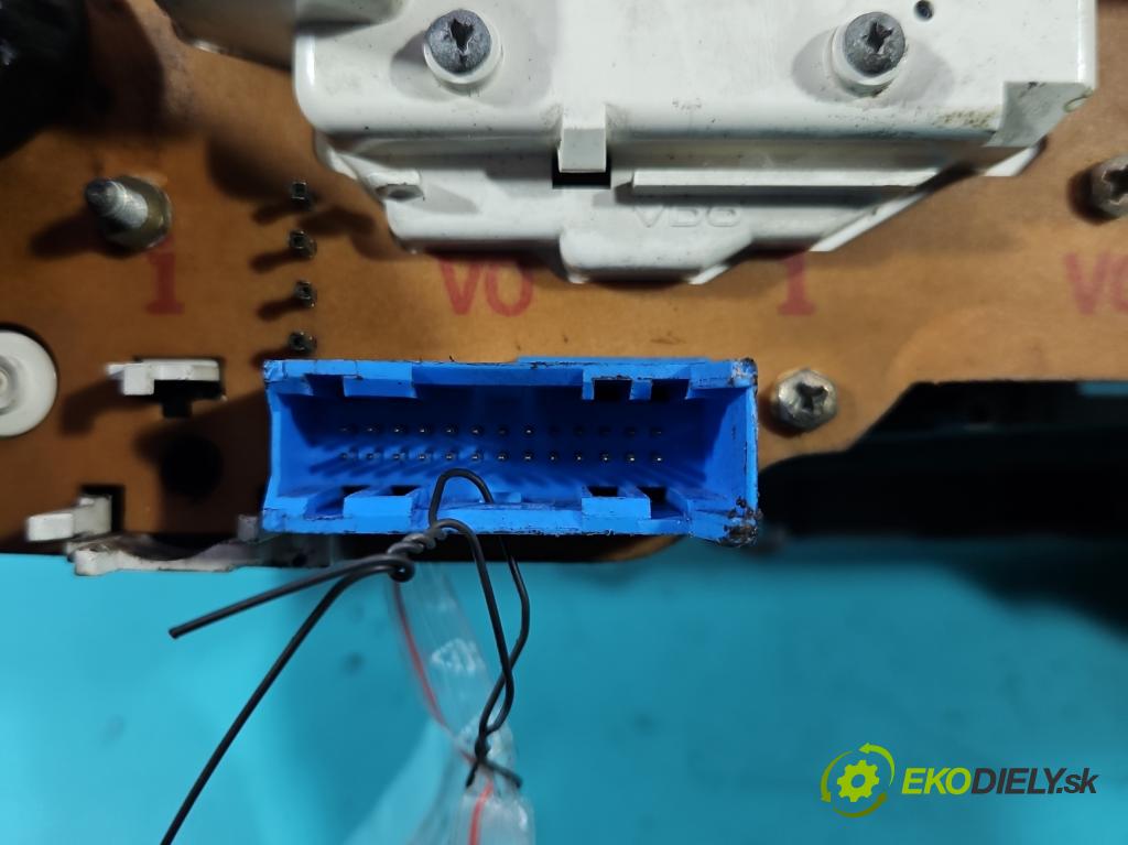 Audi 80 B3 1986-1991 1.8 karburátor: 90 HP manual 66 kW 1781 cm3 4- prístrojovka/ budíky 893919067 (Prístrojová doska)