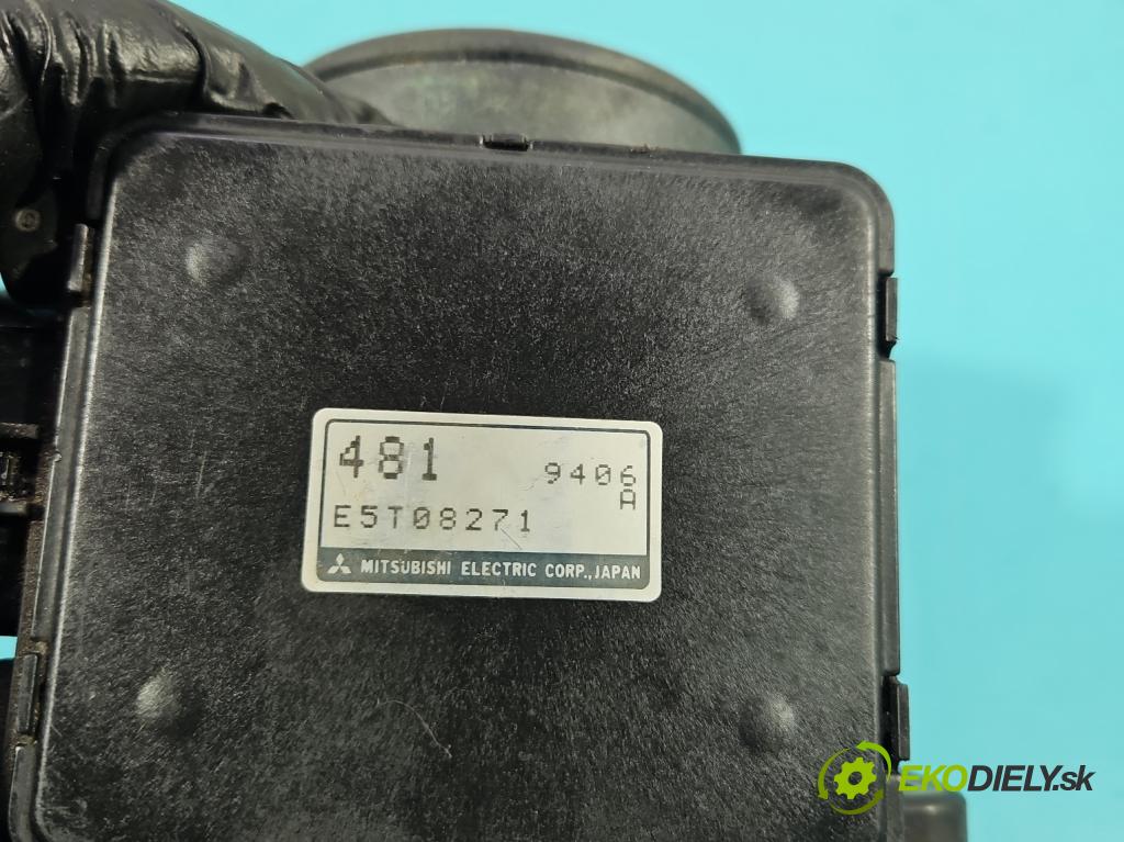 Mitsubishi Carisma 1.8 GDI 125 HP manual 92 kW 1834 cm3 4- průtokoměr: E5T08271 (Váha vzduchu)
