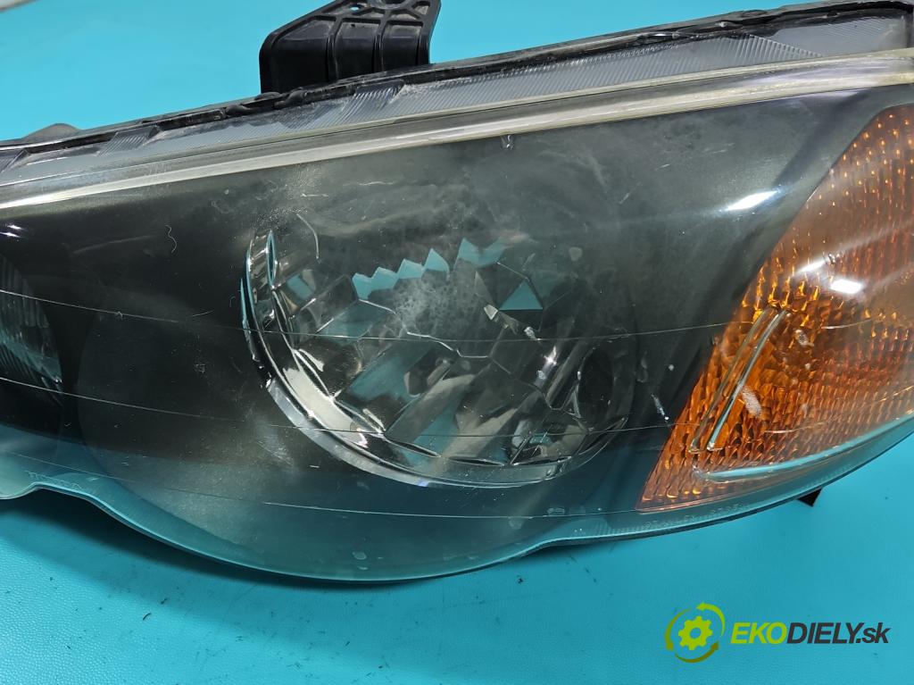 Honda HR-V I 1999-2006 1.6 16V 105 HP manual 77 kW 1590 cm3 3- Reflektor: ľavý  (Kľučka dverí ostatné)