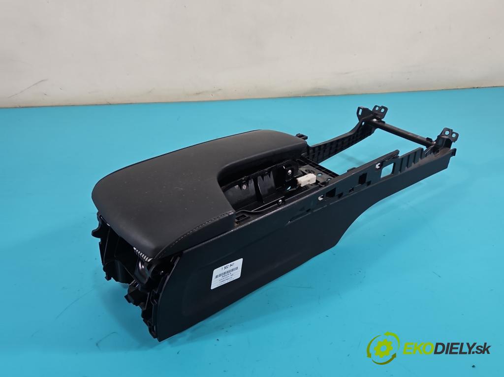 Lexus IS III 2014-2025 2.5 vvti 181KM automatic 133 kW 2494 cm3 4- operadlo 58862-53040 (Lakťová opierka)