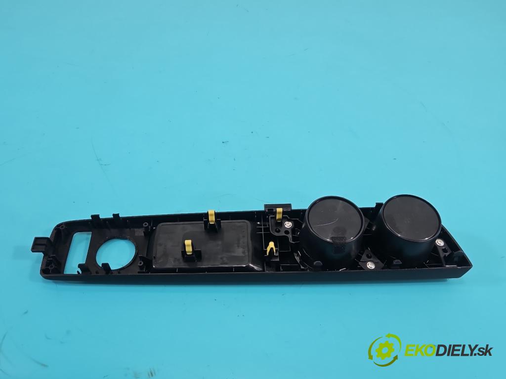 Lexus IS III 2014-2025 2.5 vvti 181KM automatic 133 kW 2494 cm3 4- Rukojeť: na nápoje: 55618-53080 (Držiak (úchyt) na nápoje)