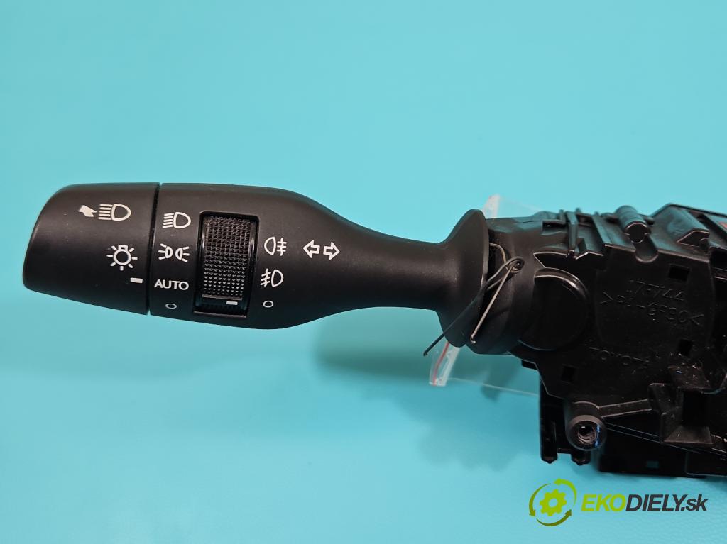 Lexus IS III 2014-2025 2.5 vvti 181KM automatic 133 kW 2494 cm3 4- prepínač komplex: 30350-17F773 (Prepínacie páčky pod volantom)