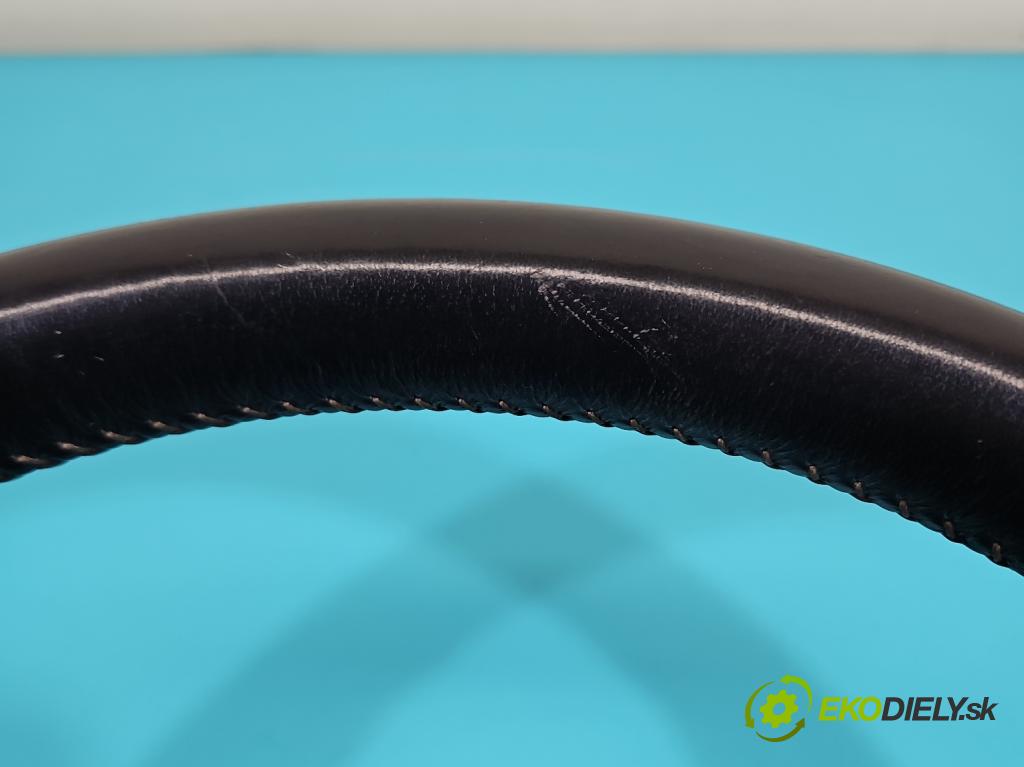 Lexus IS III 2014-2025 2.5 vvti 181KM automatic 133 kW 2494 cm3 4- volant  (Volant)