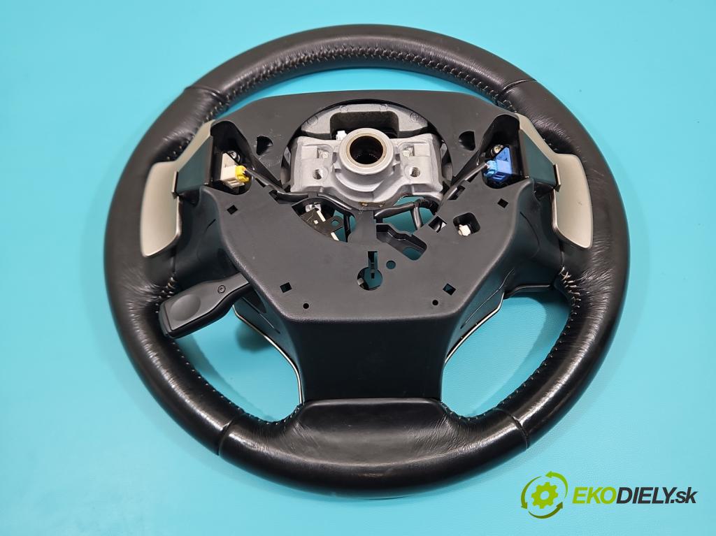 Lexus IS III 2014-2025 2.5 vvti 181KM automatic 133 kW 2494 cm3 4- volant  (Volant)