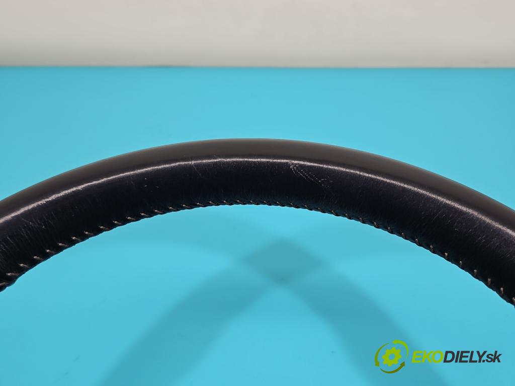 Lexus IS III 2014-2025 2.5 vvti 181KM automatic 133 kW 2494 cm3 4- volant  (Volant)