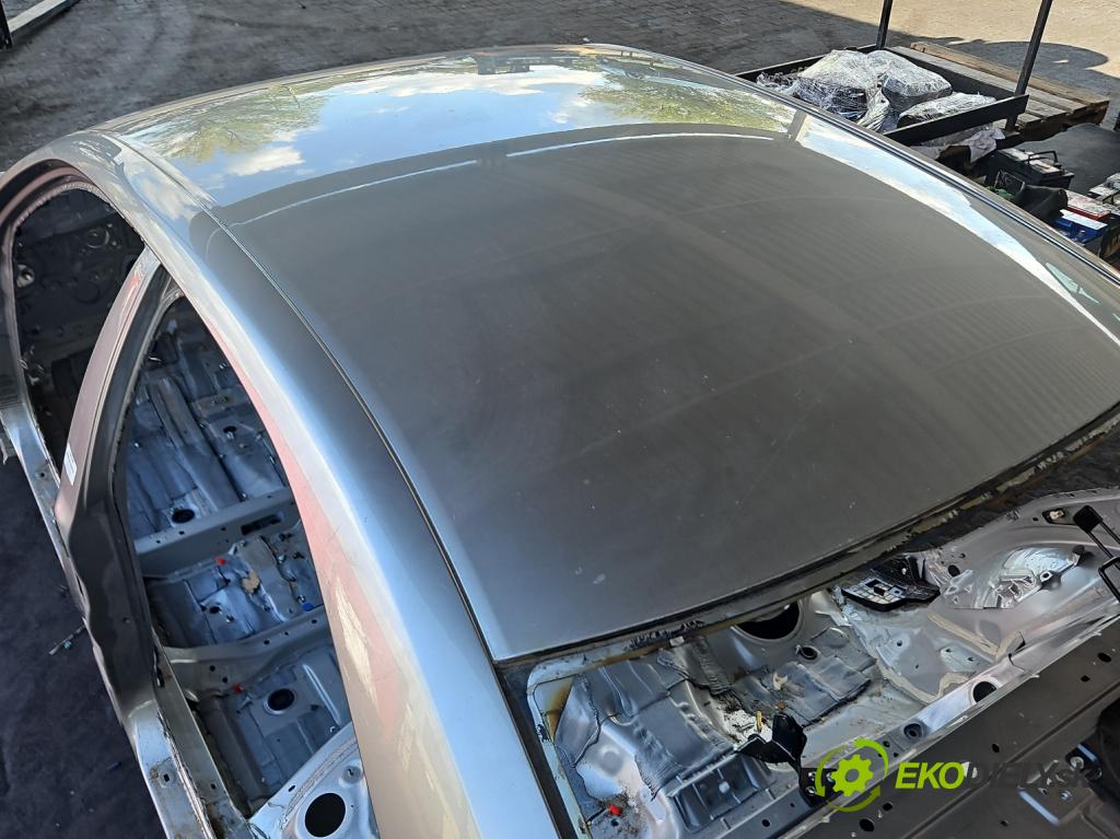 Lexus IS III 2014-2025 2.5 vvti 181KM automatic 133 kW 2494 cm3 4- Strecha: