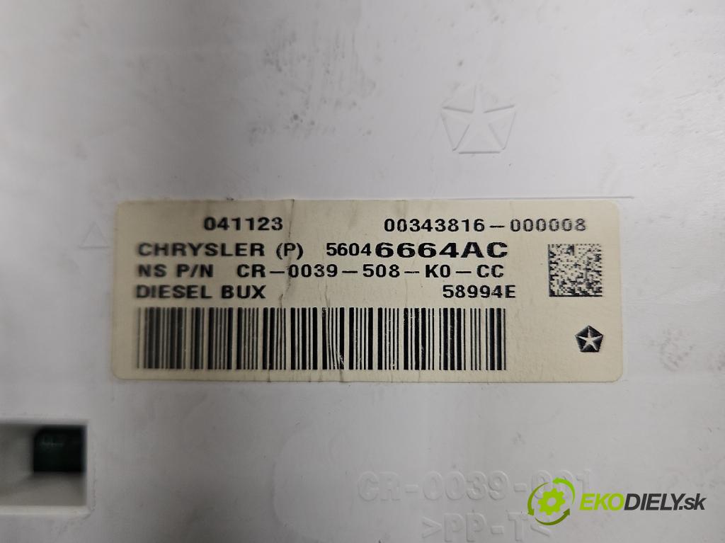 Jeep Grand Cherokee WK2 IV 2010-2021 3.0 CRD 241KM automatic 177 kW 2987 cm3 5- prístrojovka/ budíky 56046664AC (Prístrojová doska)