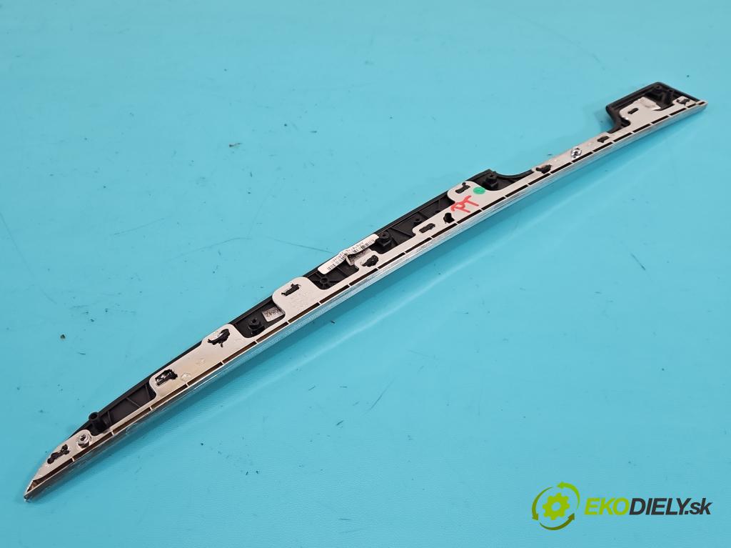 Jeep Grand Cherokee WK2 IV 2010-2021 3.0 CRD 241KM automatic 177 kW 2987 cm3 5- lišta ozdobná interiéry: 07979230