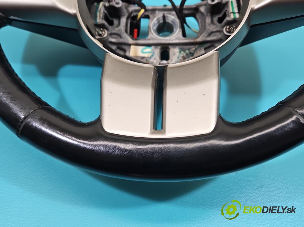 Jeep Grand Cherokee WK2 IV 2010-2021 3.0 CRD 241KM automatic 177 kW 2987 cm3 5- volant 1WE171X9AB (Volant)