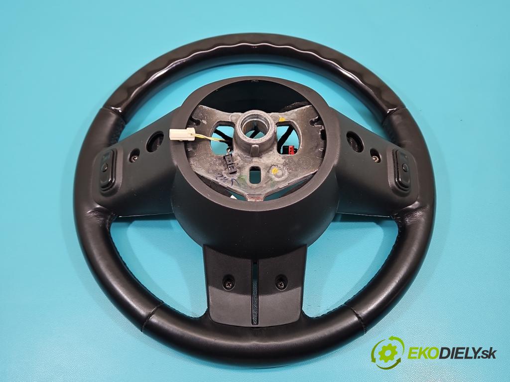 Jeep Grand Cherokee WK2 IV 2010-2021 3.0 CRD 241KM automatic 177 kW 2987 cm3 5- volant 1WE171X9AB (Volant)