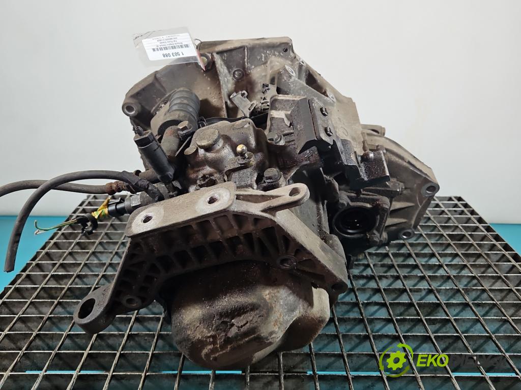 Fiat Punto Grande 1.2 8V 65 hp manual 48 kW 1242 cm3 5- převodovka stupňová manual