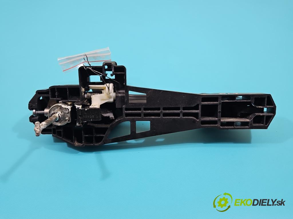 Fiat Tipo II 2015- 1.0 T (46349385) 100 HP manual 73,3 kW 999 cm3 5- rukoväť predné ľavé mimo:  (Kľučka dverí vonkajšia predná ľavá)